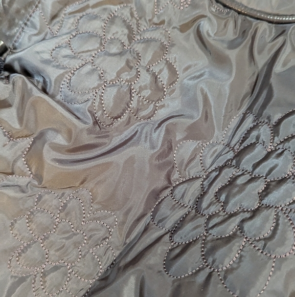 🌟 LeSportsac x Stella McCartney Quilted Nylon Carry All Bag w Matching Pouch 🌟 - Picture 10 of 11